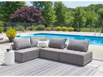 Signature Design by Ashley Bree Zee 4-Piece Outdoor Sectional - P160P8