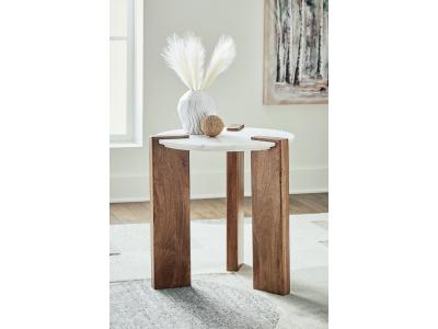 Signature Design by Ashley Isanti End Table - T652-6