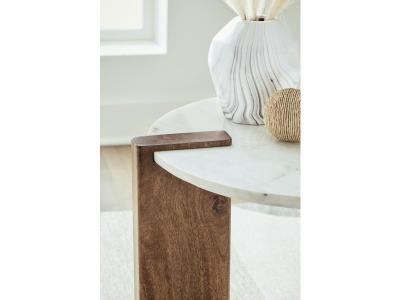 Signature Design by Ashley Isanti End Table - T652-6