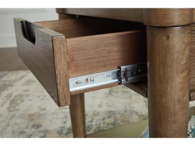 Signature Design by Ashley Roanhowe End Table - T769-3