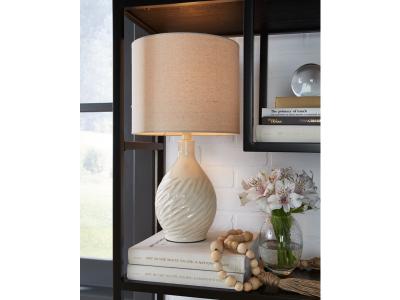Signature Design by Ashley Garinton Table Lamp - L180194