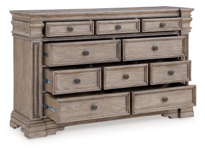 Signature Design by Ashley Blairhurst Dresser - B916-31