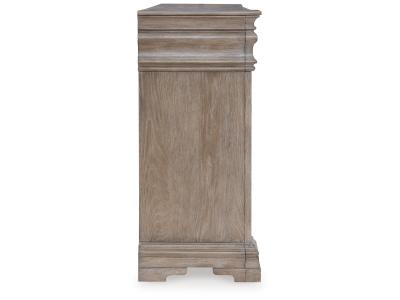 Signature Design by Ashley Blairhurst Dresser - B916-31