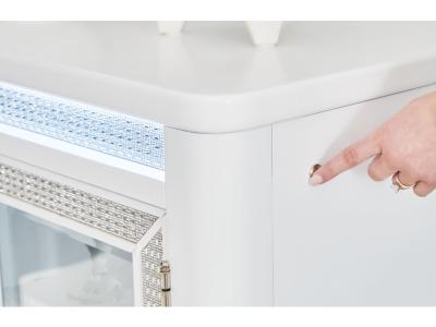 Signature Design by Ashley Chalanna Dining Server - D822-60