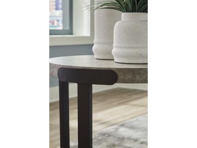 Signature Design by Ashley Darthurst Table (Set of 3) - T383-13