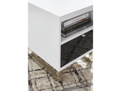 Signature Design by Ashley Gardoni Coffee Table and 2 Chairside End Tables - T756T2