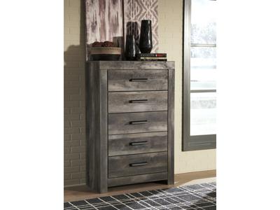 Signature Design by Ashley Wynnlow Full Panel Bed, Chest and Nightstand - B440B42