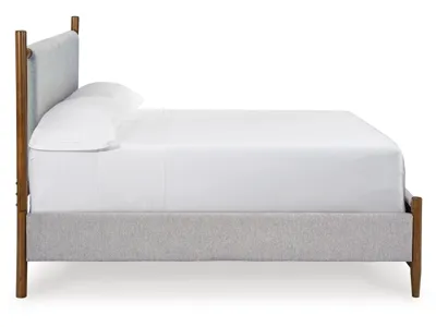 Signature Design by Ashley Lyncott King Upholstered Bed, Chest and Nightstand - B615B13