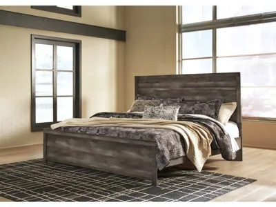 Signature Design by Ashley Wynnlow King Panel Bed and 2 Nightstands - B440B45