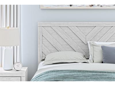 Signature Design by Ashley Cayboni Queen Panel Bed - B3788B4