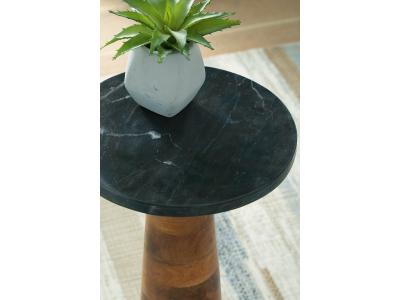 Signature Design by Ashley Quinndon Accent Table - A4000633
