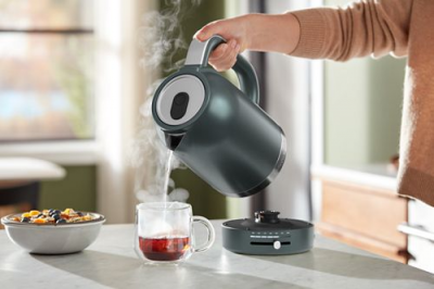 KitchenAid 1.7 Liter Electric Kettle - KEK1701JP