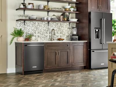 24" KitchenAid 44 dBA Dishwasher in PrintShield Finish With FreeFlex Third Rack - KDTM404KBS