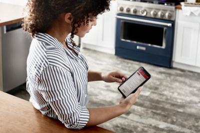 36" KitchenAid 5.1 Cu. Ft. Smart Commercial-Style Gas Range With 6 Burners - KFGC506JIB