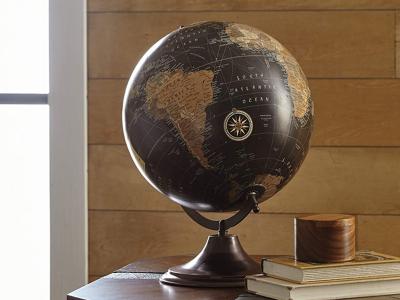 Signature Design by Ashley Oakden Sculpture A2000223 Multi