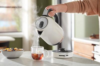 KitchenAid 1.7 Liter Electric Kettle - KEK1701PL