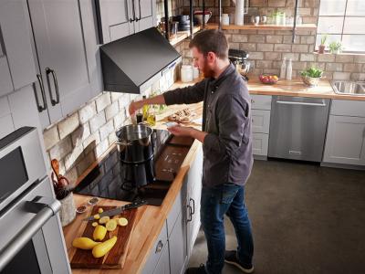 36" KitchenAid Electric Cooktop with 5 Elements and Touch-Activated Controls - KCES956KBL