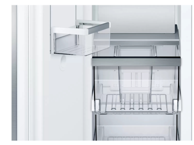 18" Bosch 8.6 Cu. Ft. Benchmark Series Built-in Freezer - B18IF905SP