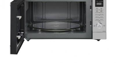 22" Panasonic 1.6 Cu. Ft. Countertop Microwave Oven - NNSD78LSC