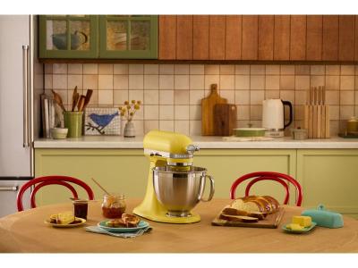 KitchenAid Artisan Stand Mixer in Butter - KSM195PSBT