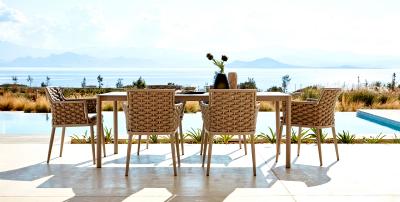 Fig & Cherry Powder-Coated Aluminum Table - Souris Table