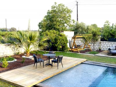 Fig & Cherry Powder-Coated Aluminum Table - Oslo Table