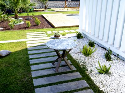 Fig & Cherry Powder Coated Aluminum Table - Aruba Table