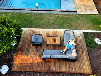 Fig & Cherry Modern Coffee Table with Aluminium Legs - Lewes Coffee Table